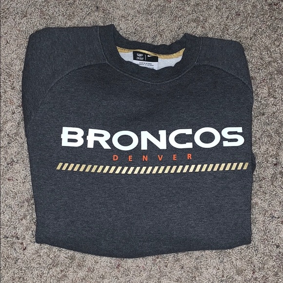 Other - Men’s broncos sweatshirt